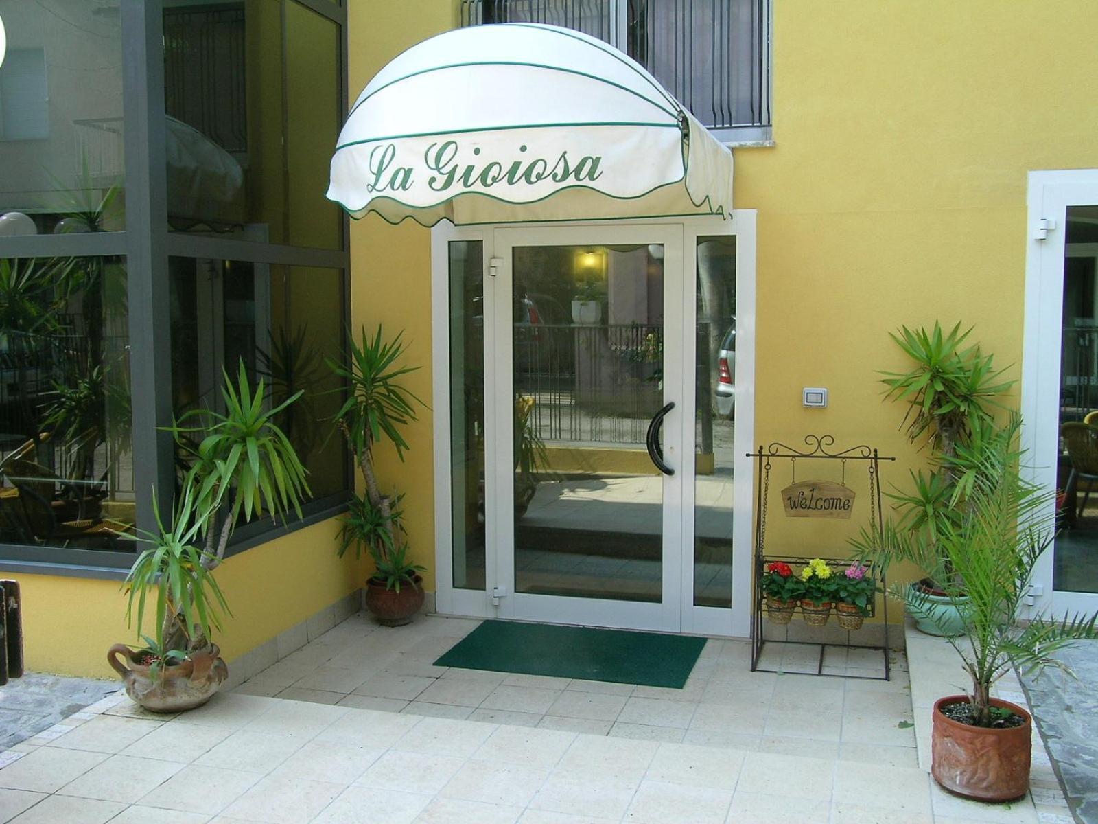 Hotel La Gioiosa Rimini Exterior photo